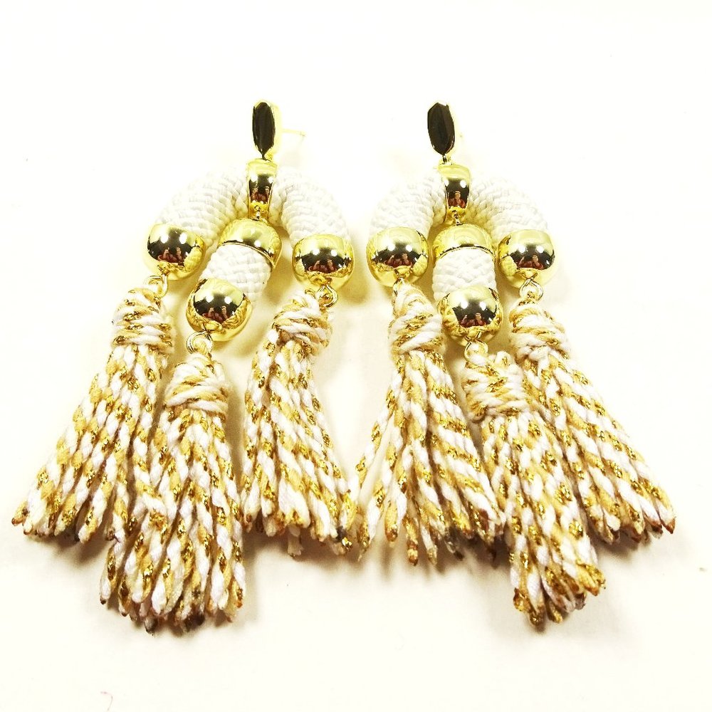 KENDRA SCOTT Gold Plated Masie Statement Tassel Drop Earrings in White - Picture 3 of 7
